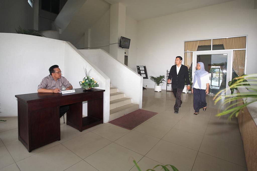 Narmada Convention Hall Mataram Exterior foto