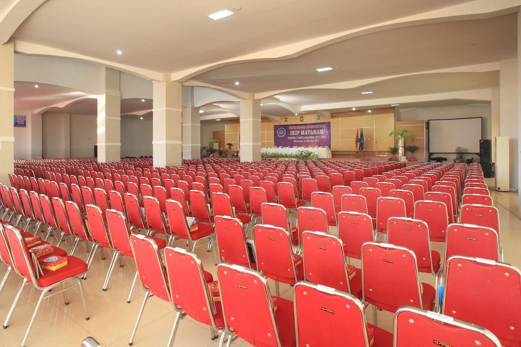 Narmada Convention Hall Mataram Exterior foto